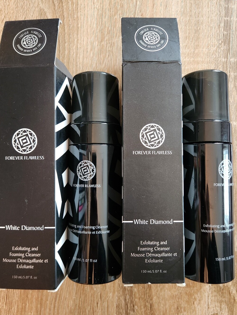 Set Of 2 Forever Flawless White Diamond Exfoliating & Foaming Cleansers-Expired